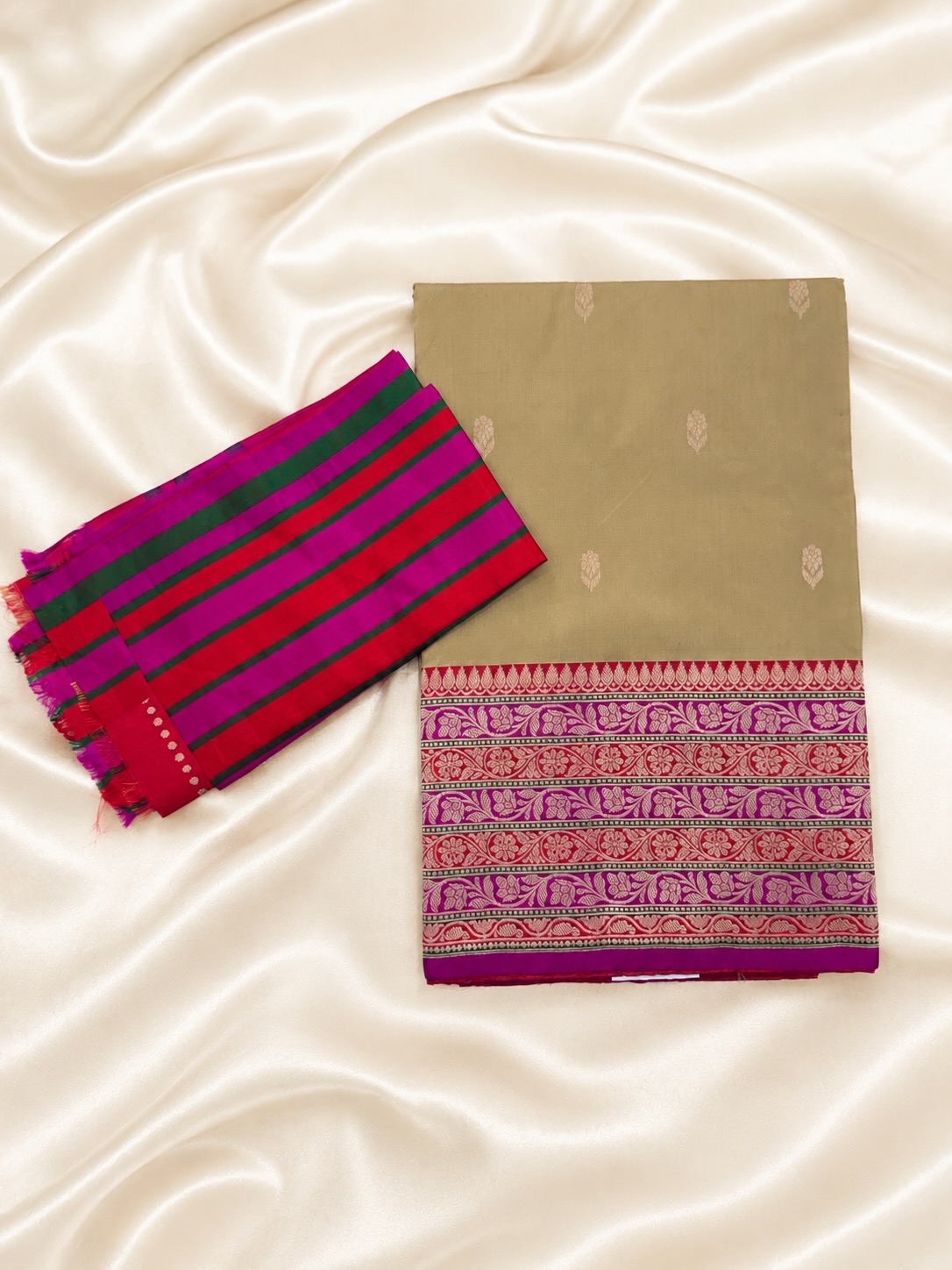Katan Benarasi Multi Mina Border
