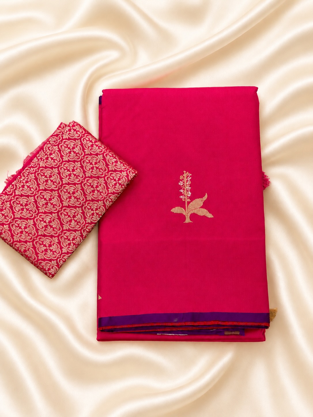 Katan Satin Border Sona Rupa Buti